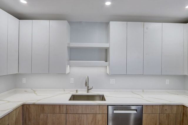 843 East Fifth Street 1, Boston, MA 02127