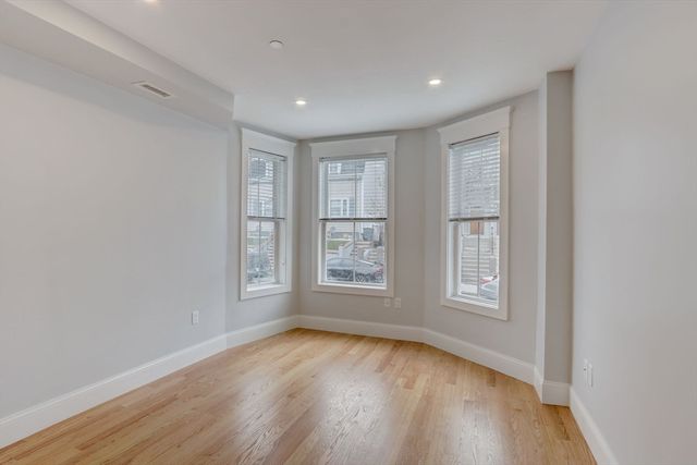 843 East Fifth Street 1, Boston, MA 02127