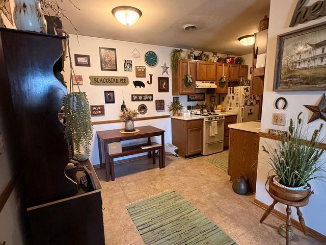 1320 Lincoln Avenue, Prairie Du Sac, WI 53578