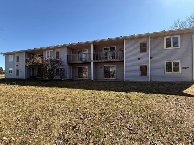 1320 Lincoln Avenue, Prairie Du Sac, WI 53578