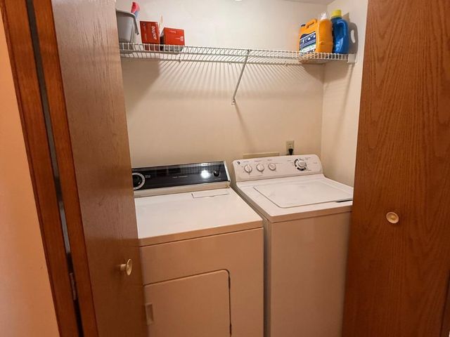 1320 Lincoln Avenue, Prairie Du Sac, WI 53578