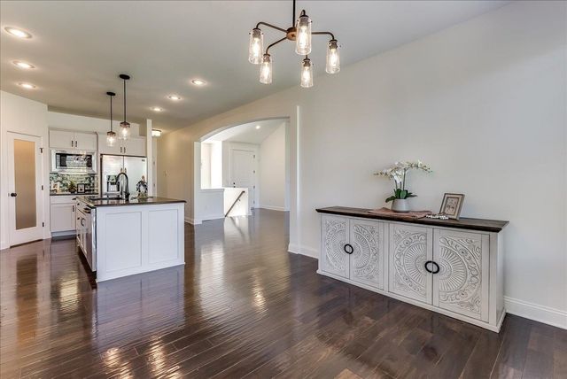 3207 N Chambers St, Wichita, KS 67205