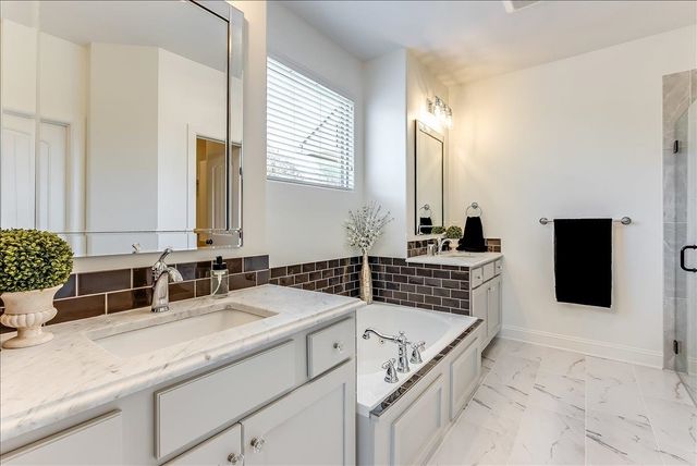 3207 N Chambers St, Wichita, KS 67205