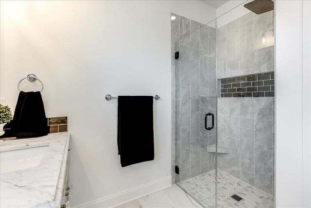 3207 N Chambers St, Wichita, KS 67205