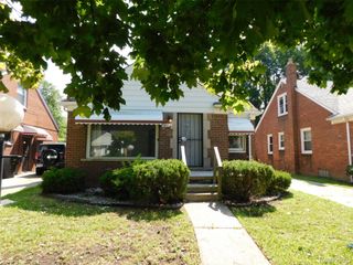 8260 Hartwell Street, Detroit, MI 48228