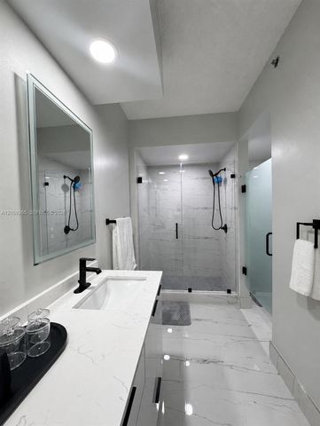 3105 NE 184th Street 7102, Aventura, FL 33160