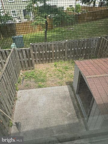 6304 DRACO ST, Burke, VA 22015