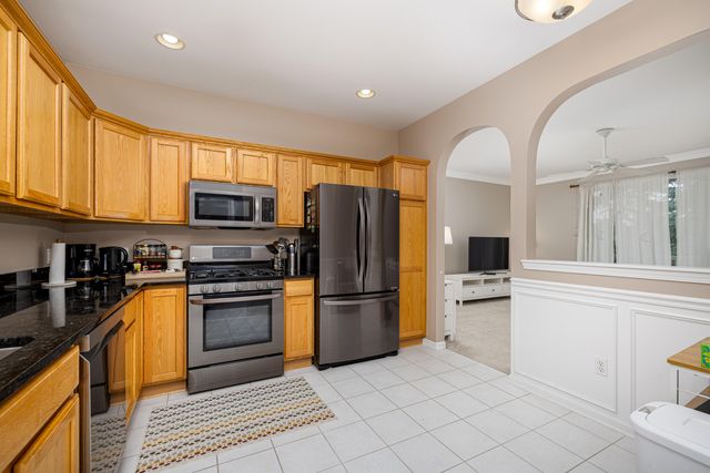 2906 N Knightsbridge Circle, Ann Arbor, MI 48105