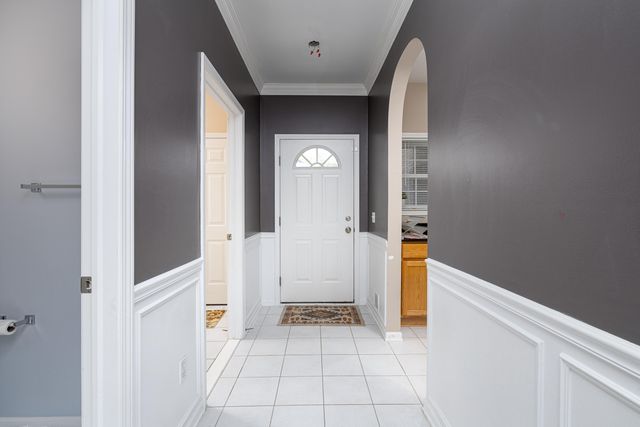 2906 N Knightsbridge Circle, Ann Arbor, MI 48105