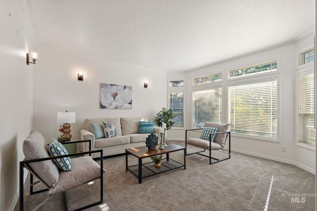 2205 N Aronmink Way, Meridian, ID 83646