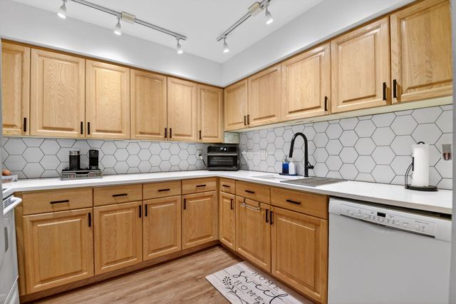 3589 S Ocean Boulevard 909, South Palm Beach, FL 33480