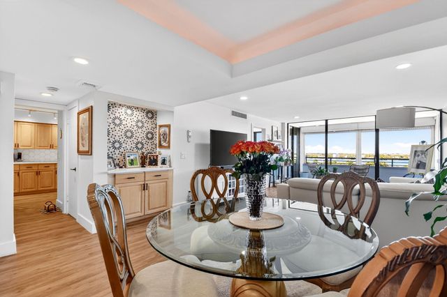 3589 S Ocean Boulevard 909, South Palm Beach, FL 33480