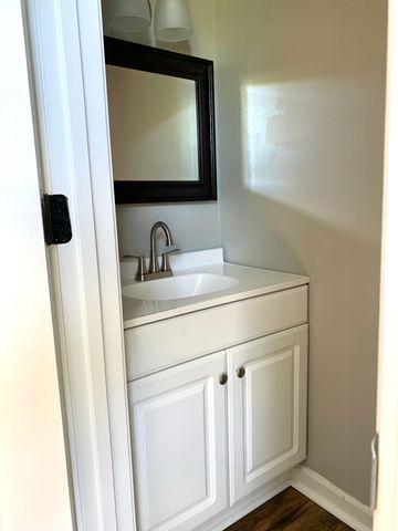 512 Kellia Dr, Clarksville, TN 37042