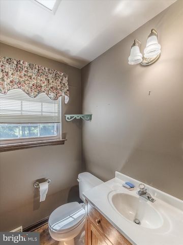 240 S BONSALL RD, Coatesville, PA 19320