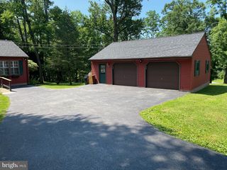 240 S BONSALL RD, Coatesville, PA 19320