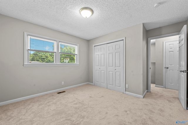 3205 Sweetbriar Road NW, Huntsville, AL 35810
