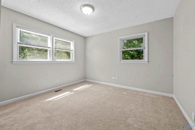 3205 Sweetbriar Road NW, Huntsville, AL 35810