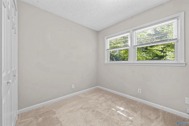3205 Sweetbriar Road NW, Huntsville, AL 35810