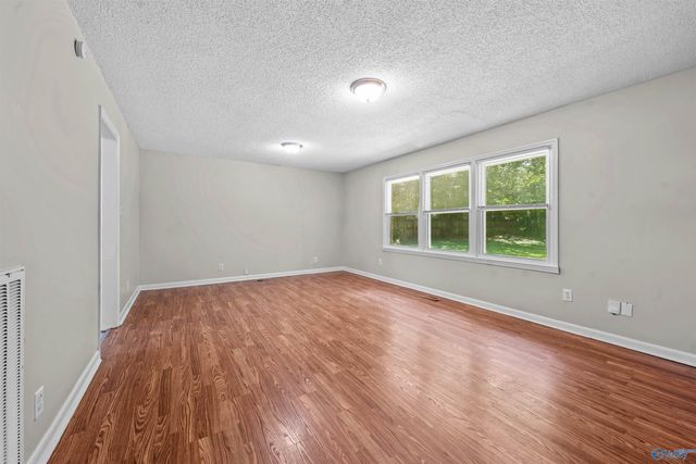 3205 Sweetbriar Road NW, Huntsville, AL 35810