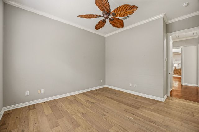 6436 Valley Creek, Pilot Point, TX 76258