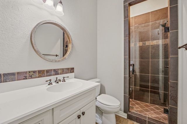 6436 Valley Creek, Pilot Point, TX 76258