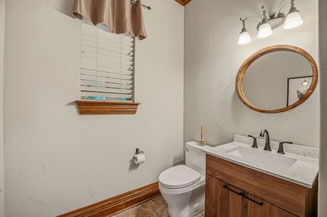 6436 Valley Creek, Pilot Point, TX 76258