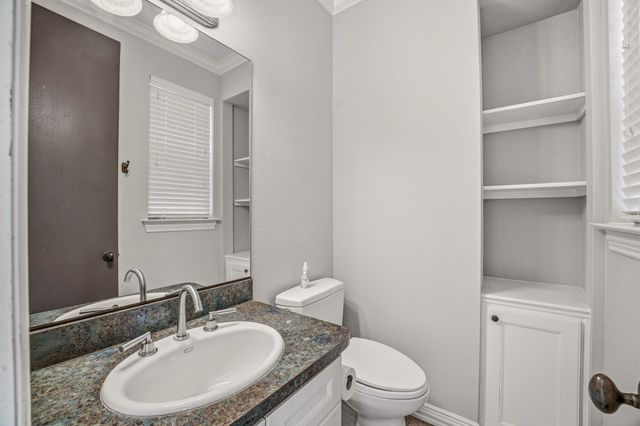 6436 Valley Creek, Pilot Point, TX 76258