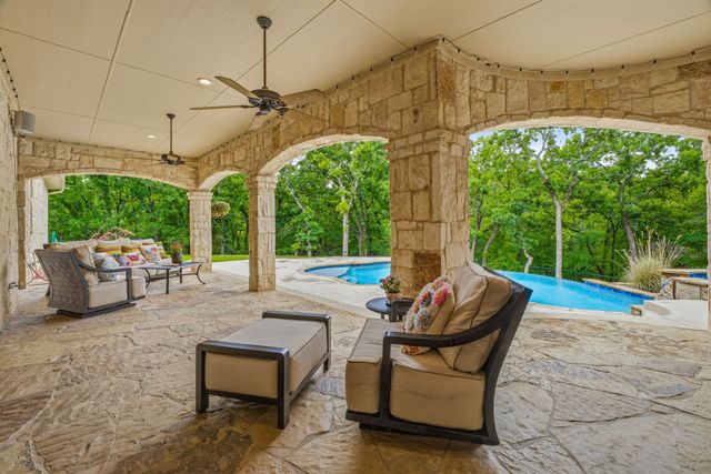 6436 Valley Creek, Pilot Point, TX 76258