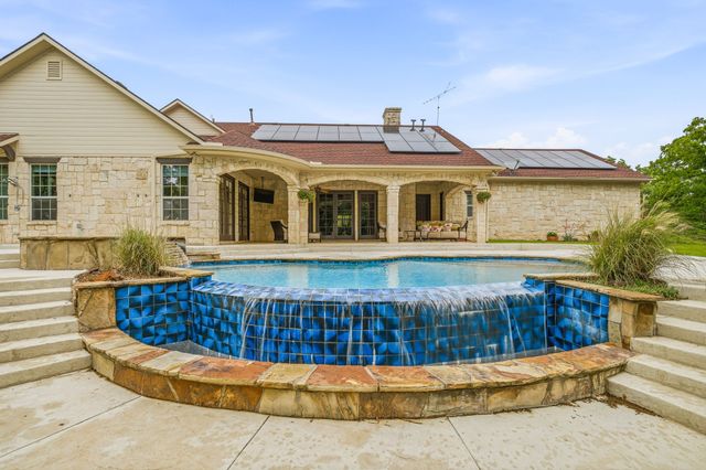 6436 Valley Creek, Pilot Point, TX 76258