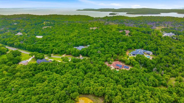 6436 Valley Creek, Pilot Point, TX 76258