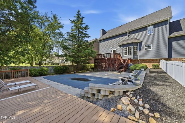 3914 Leaf Point, Kingsport, TN 37663