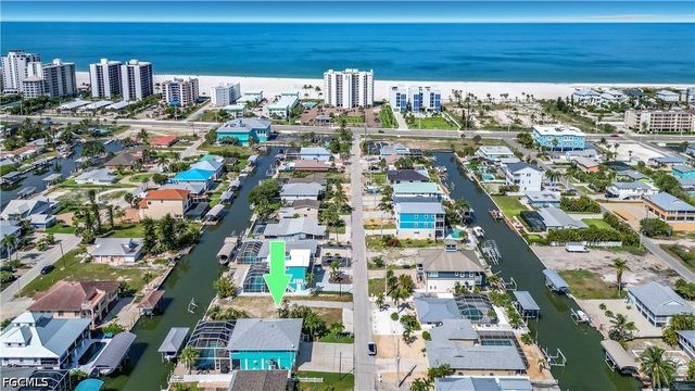 200 Curlew ST, Fort Myers Beach, FL 33931