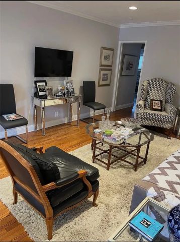 6 N Alboni, Long Beach, CA 90802