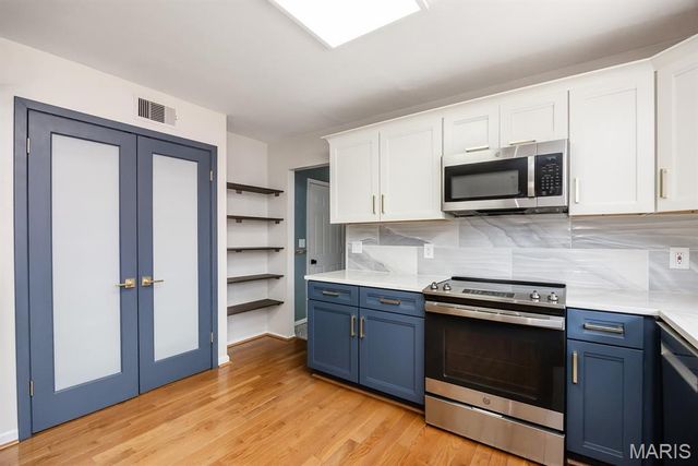 914 Reiss Road, O'fallon, IL 62269