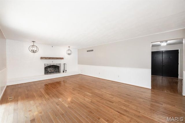 914 Reiss Road, O'fallon, IL 62269