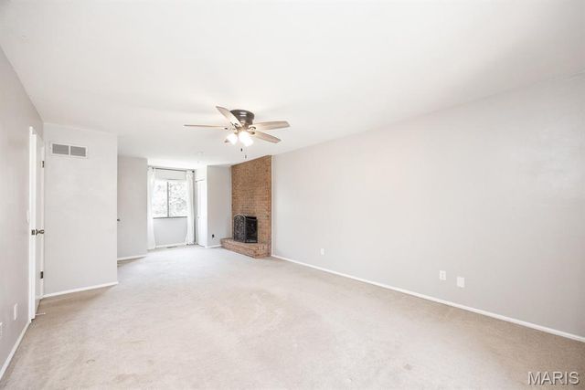 914 Reiss Road, O'fallon, IL 62269