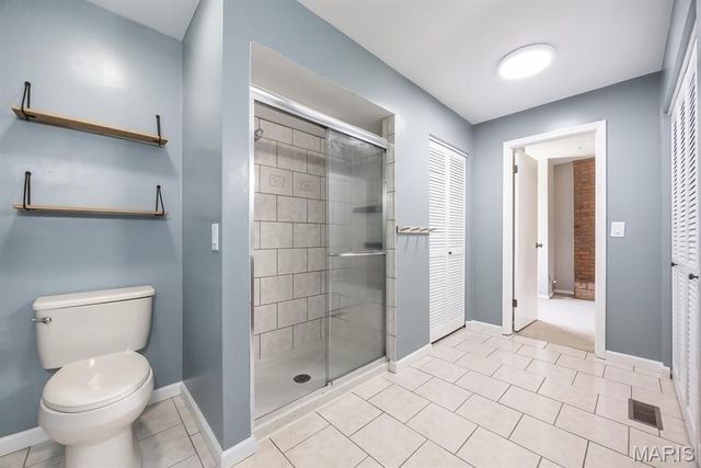 914 Reiss Road, O'fallon, IL 62269