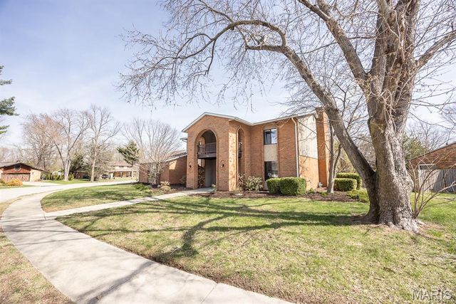 914 Reiss Road, O'fallon, IL 62269