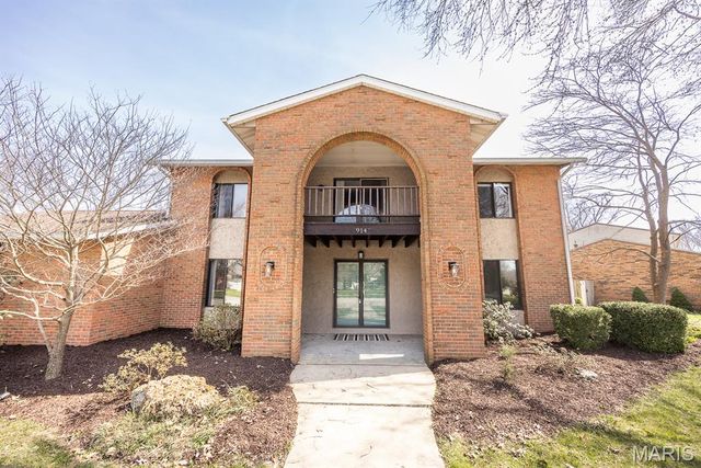 914 Reiss Road, O'fallon, IL 62269
