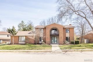 914 Reiss Road, O'fallon, IL 62269