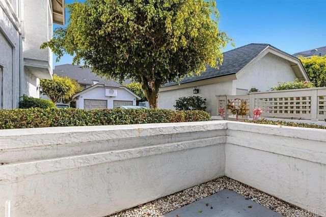 520 Via De La Valle H, Solana Beach, CA 92075