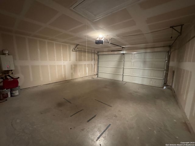 5523 Basil Chase, Converse, TX 78152