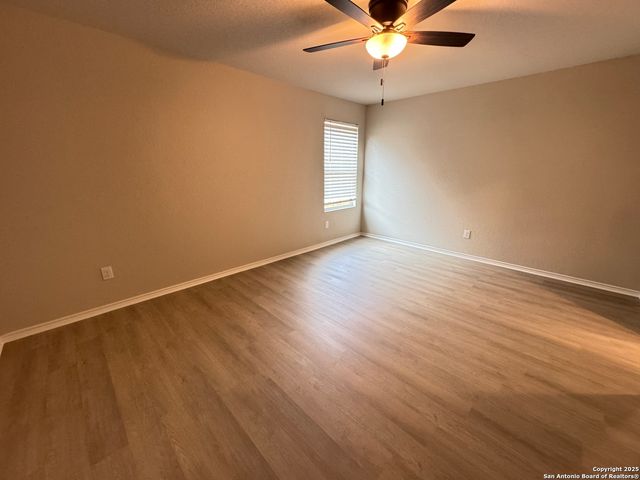 5523 Basil Chase, Converse, TX 78152