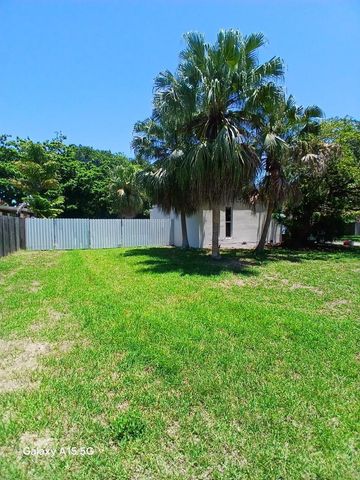 17131 SW 85th Avenue, Palmetto Bay, FL 33157