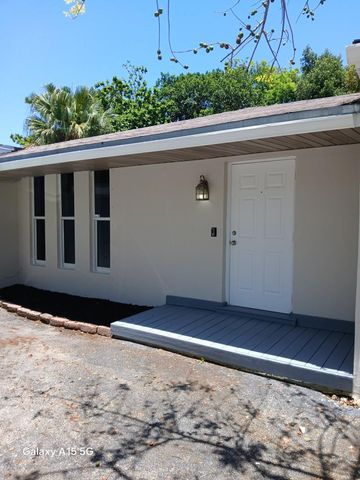 17131 SW 85th Avenue, Palmetto Bay, FL 33157
