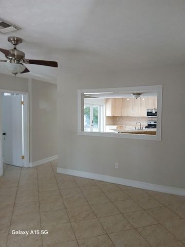 17131 SW 85th Avenue, Palmetto Bay, FL 33157