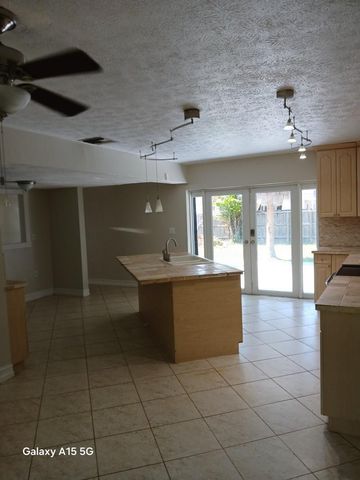 17131 SW 85th Avenue, Palmetto Bay, FL 33157