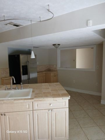 17131 SW 85th Avenue, Palmetto Bay, FL 33157