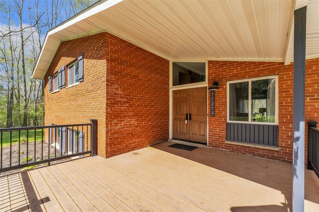 11273 9 Mile Road, South Lyon, MI 48178