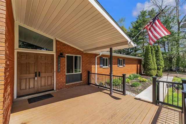 11273 9 Mile Road, South Lyon, MI 48178